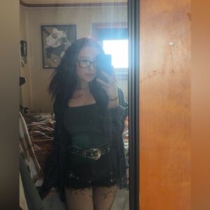 Meet your Posher, Mayve